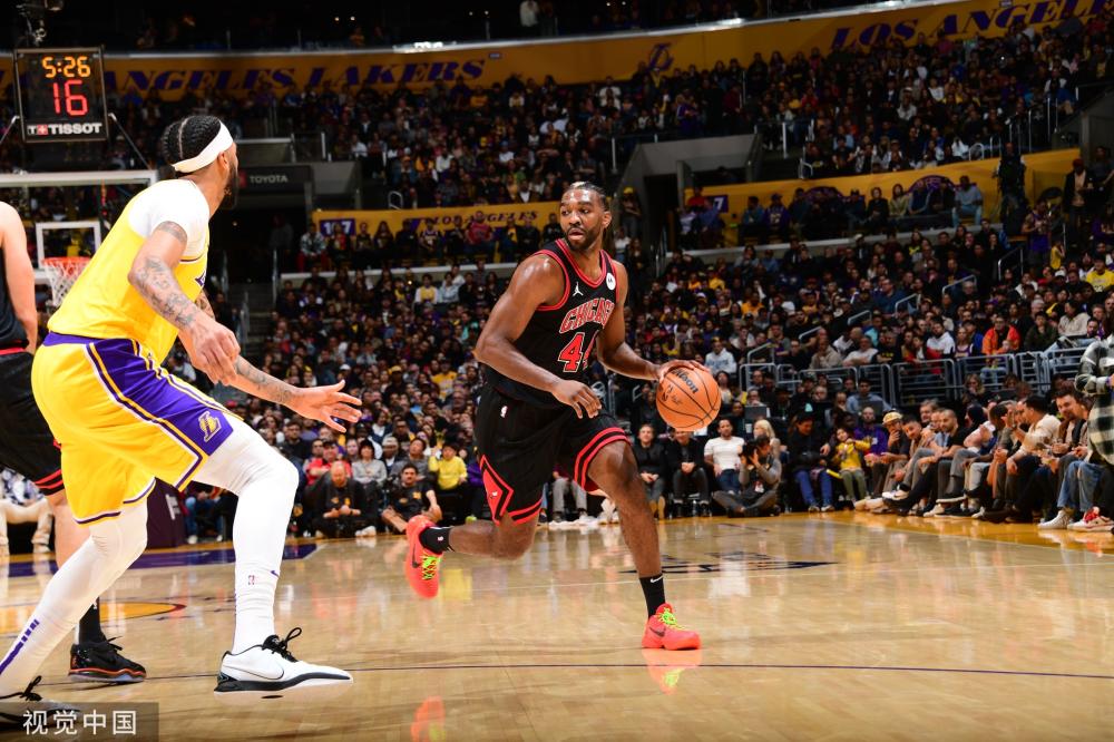 西的锋线组 西的锋线组