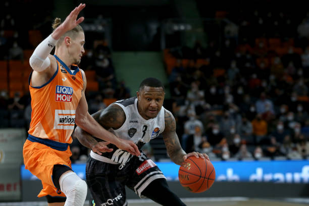 绝不仅仅依 绝不仅仅依